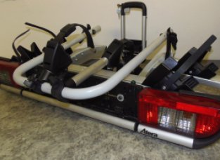 _Drzak-za-auto-1.jpg